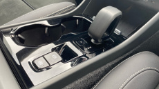 Volvo XC40 2.0 B4P Ultimate Dark 5dr Auto Petrol Estate